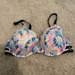 Victoria’s Secret PINK bra